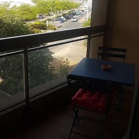 Апартаменты Grand Studio Vue Sur Le Port Des Minimes